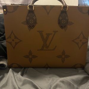 LV purse lightly used
